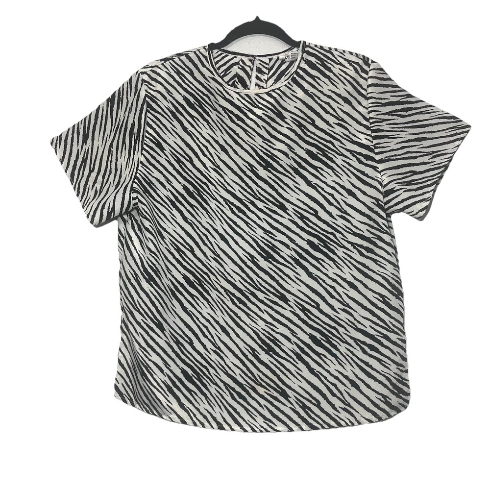 Hana Sung Blouse Women's Black White Zebra Animal Print Short Sleeve Size Medium